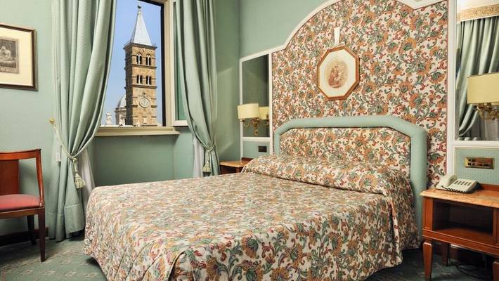 Camera doppia lusso con vista Hotel Mecenate Palace Roma