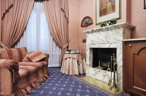 Suite Hotel Mecenate Palace Roma Suite Hotel Mecenate Palace Roma