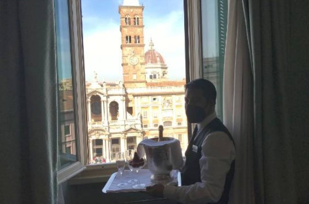 Camera doppia lusso con vista Hotel Mecenate Palace Roma Camera doppia lusso con vista Hotel Mecenate Palace Roma