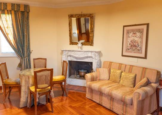 Suite romantica Hotel Mecenate Palace Roma