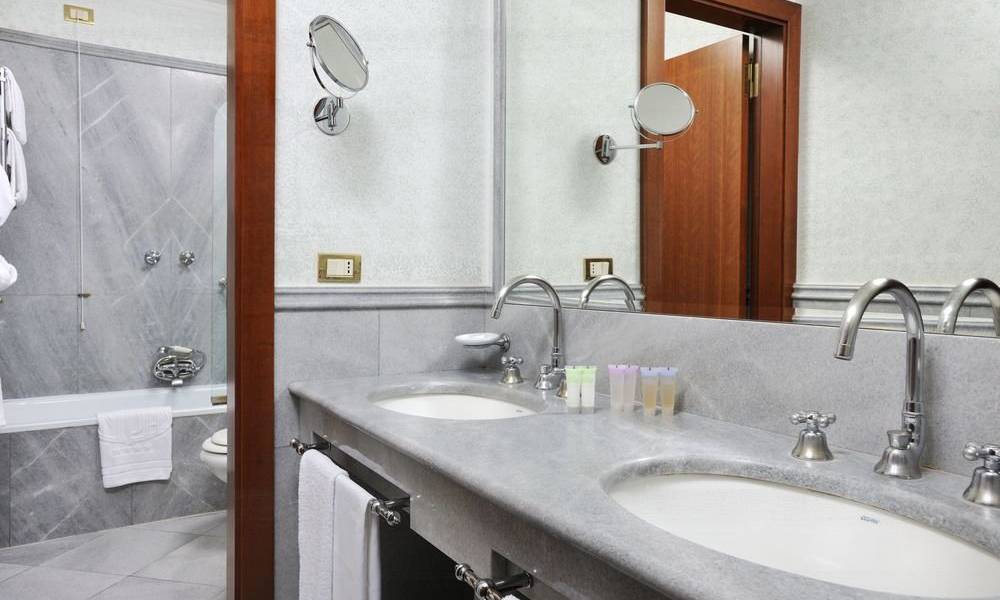 Camera doppia superior Hotel Mecenate Palace Roma Camera doppia superior Hotel Mecenate Palace Roma