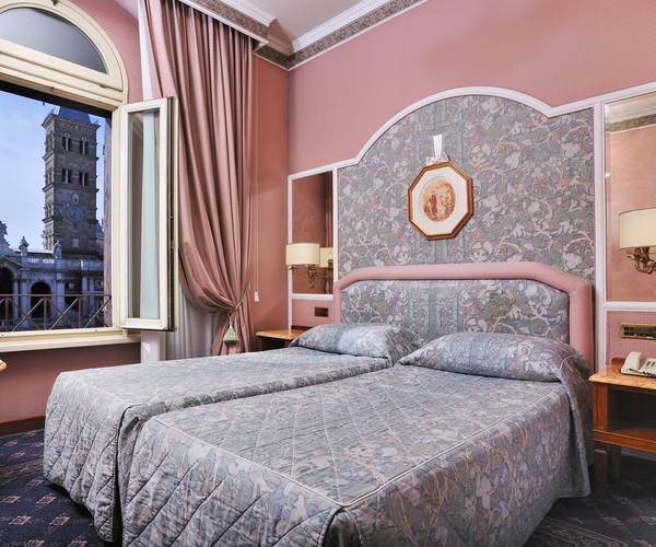 Stile ed eleganza Mecenate Palace Hotel Roma
