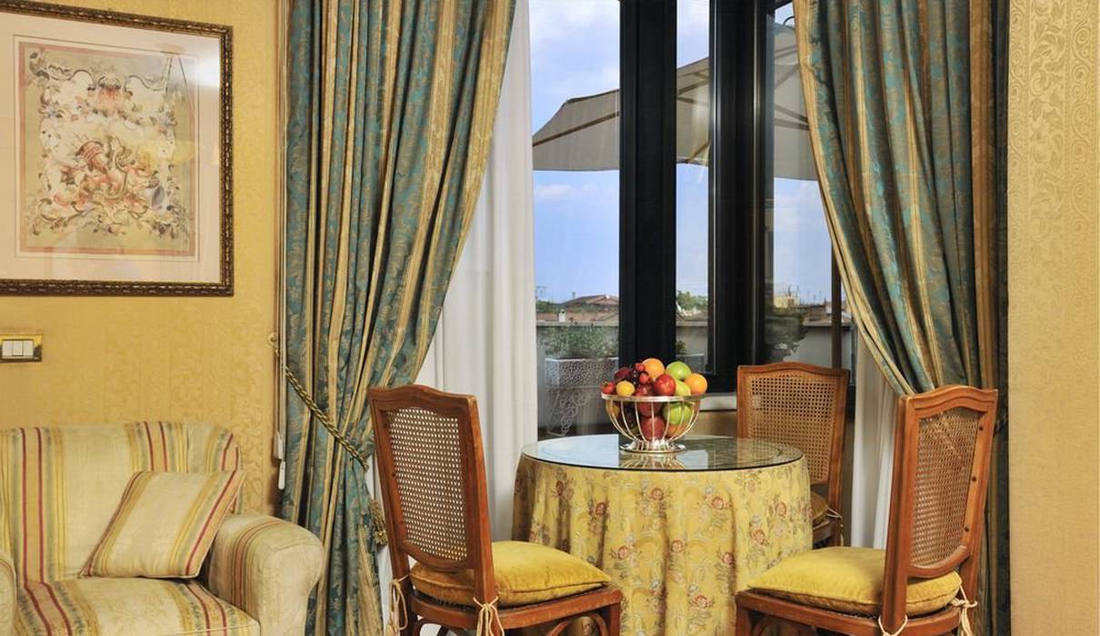 Suite presidenziale Mecenate Palace Hotel Roma