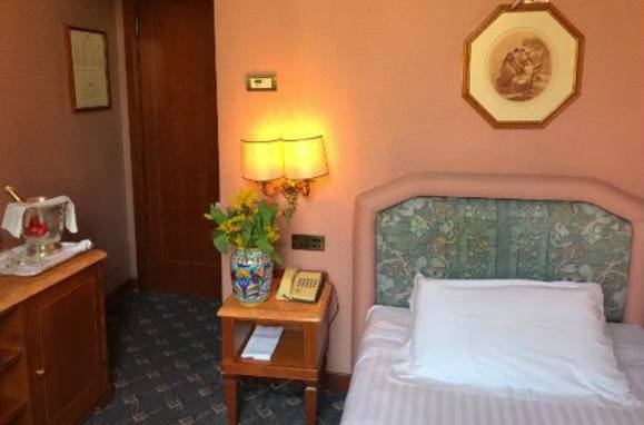 Camera singola Hotel Mecenate Palace Roma Camera singola Hotel Mecenate Palace Roma