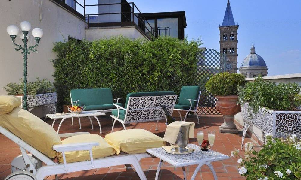 Suite romantica Hotel Mecenate Palace Roma Suite romantica Hotel Mecenate Palace Roma