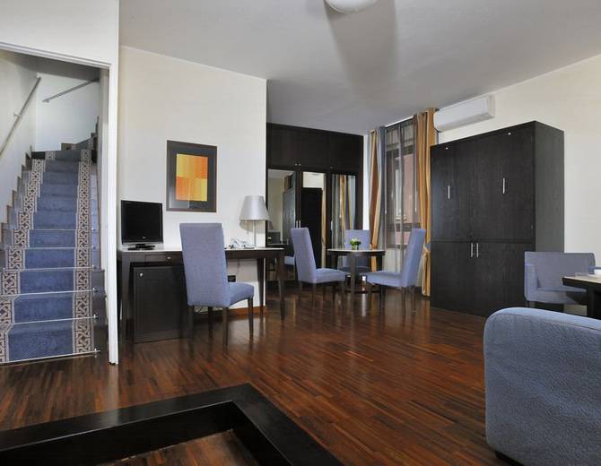 APPARTAMENTI Mecenate Palace Hotel Roma APPARTAMENTI Mecenate Palace Hotel Roma