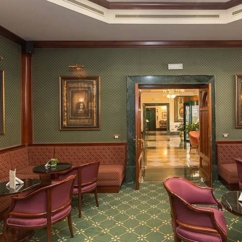 Caffè papa sisto Hotel Mecenate Palace Roma Caffè papa sisto Hotel Mecenate Palace Roma