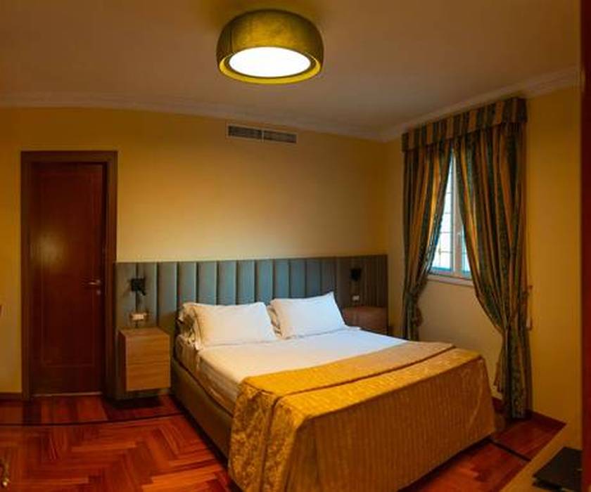 Suite romantica Hotel Mecenate Palace Roma