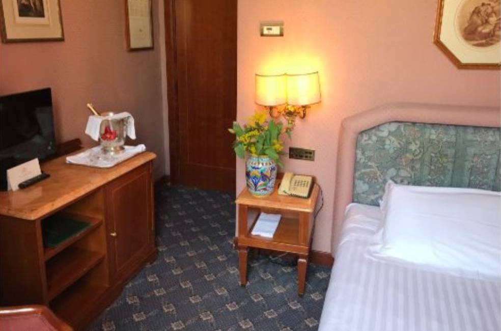 Camera singola Hotel Mecenate Palace Roma Camera singola Hotel Mecenate Palace Roma