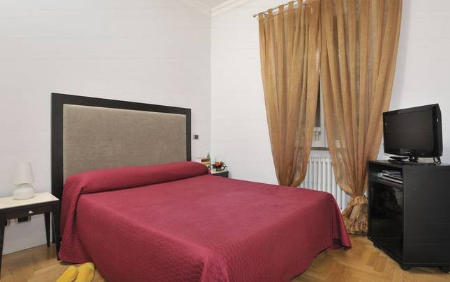 APPARTAMENTI Mecenate Palace Hotel Roma APPARTAMENTI Mecenate Palace Hotel Roma