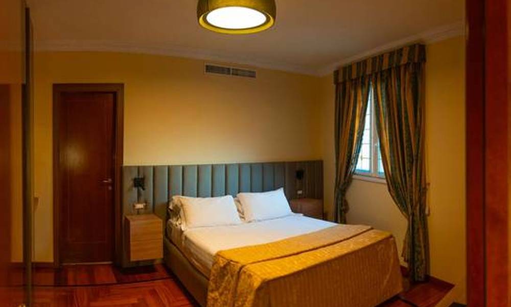 Suite romantica Hotel Mecenate Palace Roma