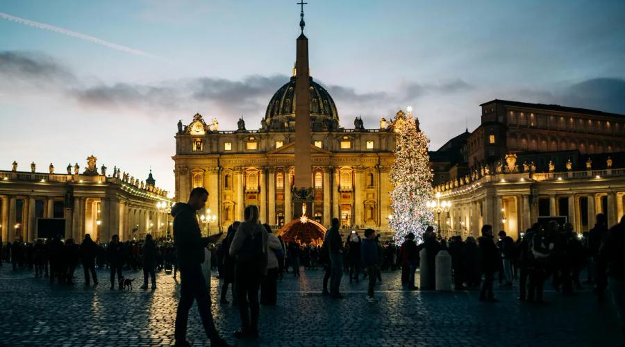 Celebra il Capodanno a Roma tra spettacolo e tradizione Hotel Mecenate Palace Celebra il Capodanno a Roma tra spettacolo e tradizione Hotel Mecenate Palace