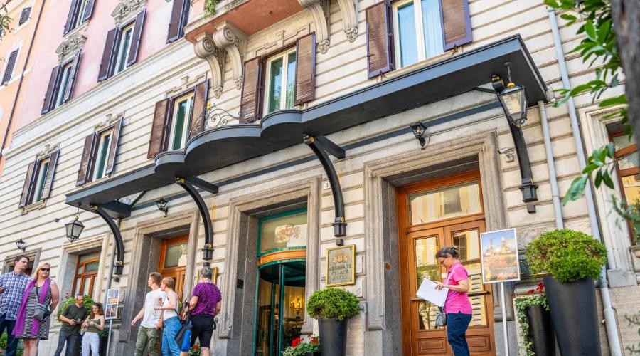 Hotel 4 Stelle a Roma: L'Eccellenza del Comfort nel Cuore della Città Eterna Hotel Mecenate Palace Hotel 4 Stelle a Roma: L'Eccellenza del Comfort nel Cuore della Città Eterna Hotel Mecenate Palace
