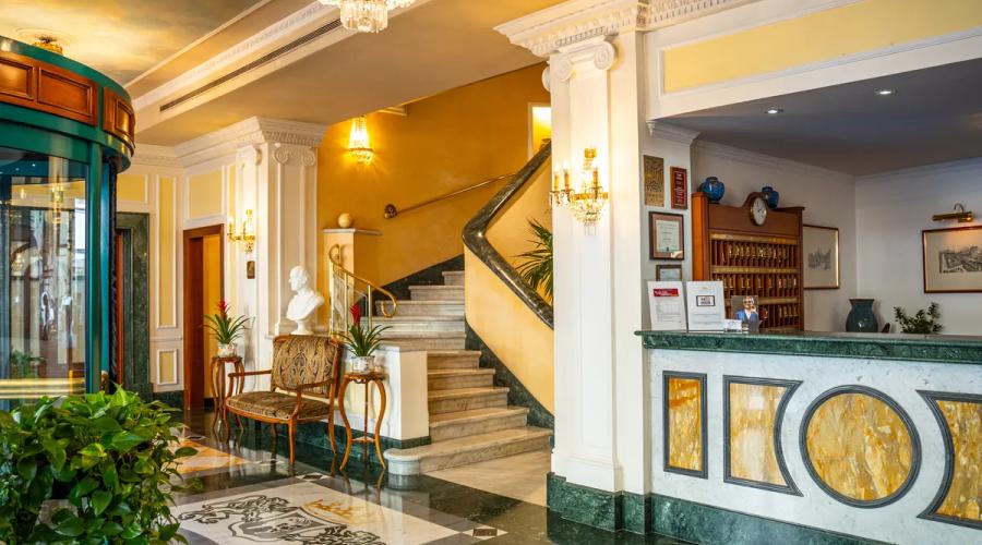 Hotel Business a Roma: L'eccellenza dell'ospitalità nella Capitale Hotel Mecenate Palace Hotel Business a Roma: L'eccellenza dell'ospitalità nella Capitale Hotel Mecenate Palace
