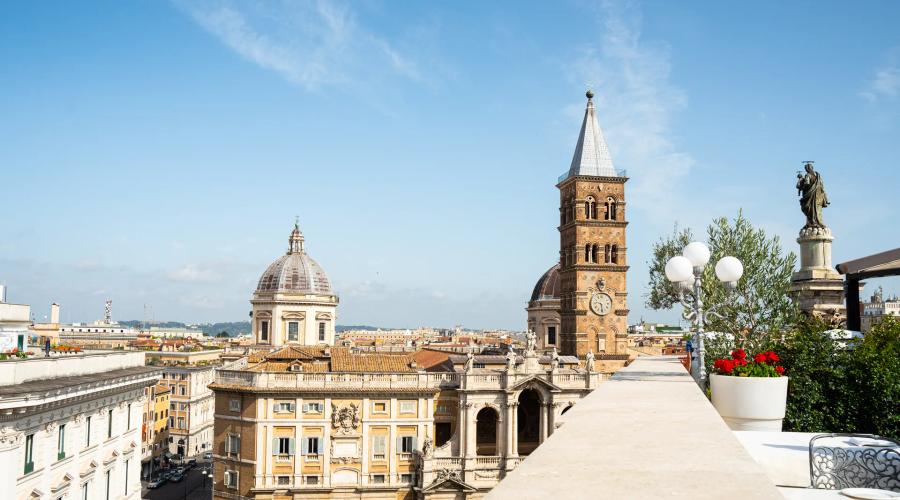 Roma a maggio: cosa fare e cosa vedere per vivere la città al suo meglio Hotel Mecenate Palace Roma a maggio: cosa fare e cosa vedere per vivere la città al suo meglio Hotel Mecenate Palace