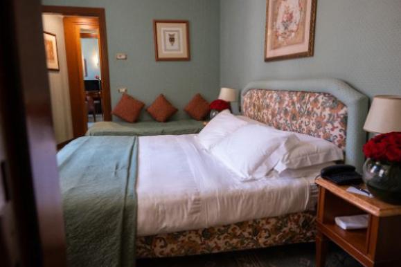 Camera Tripla Hotel Mecenate Palace Roma Camera Tripla Hotel Mecenate Palace Roma